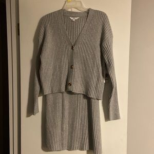 Sweater skirt set grey